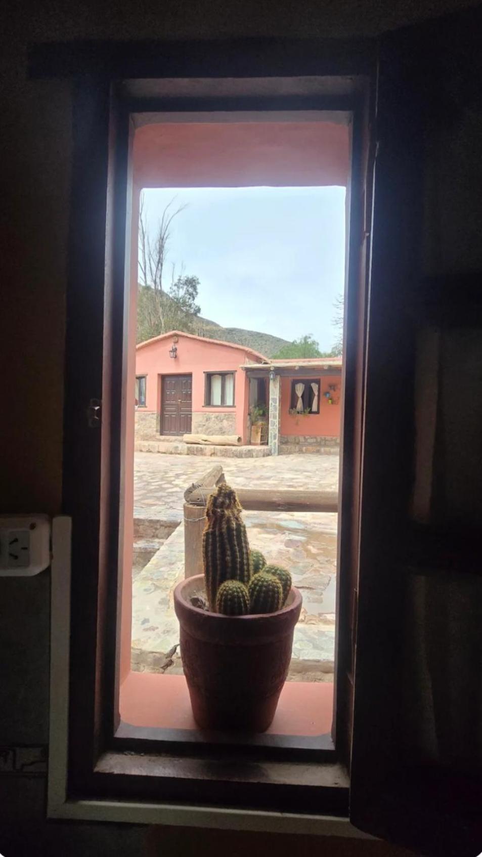 Hostal Paseo De Los Colorados Purmamarca Quarto foto